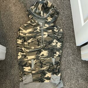 Camo hoodie
